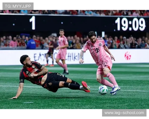 梅西助攻数达十五次紧追榜首德雷尔十六次稳居美职联第一 梅西助攻数达十五次紧追榜首德雷尔十六次稳居美职联第一